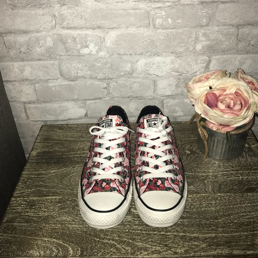 Low top Floral-print Converse Chuck Taylors